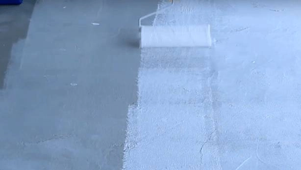 Фото грунтования пола Грунтование пола